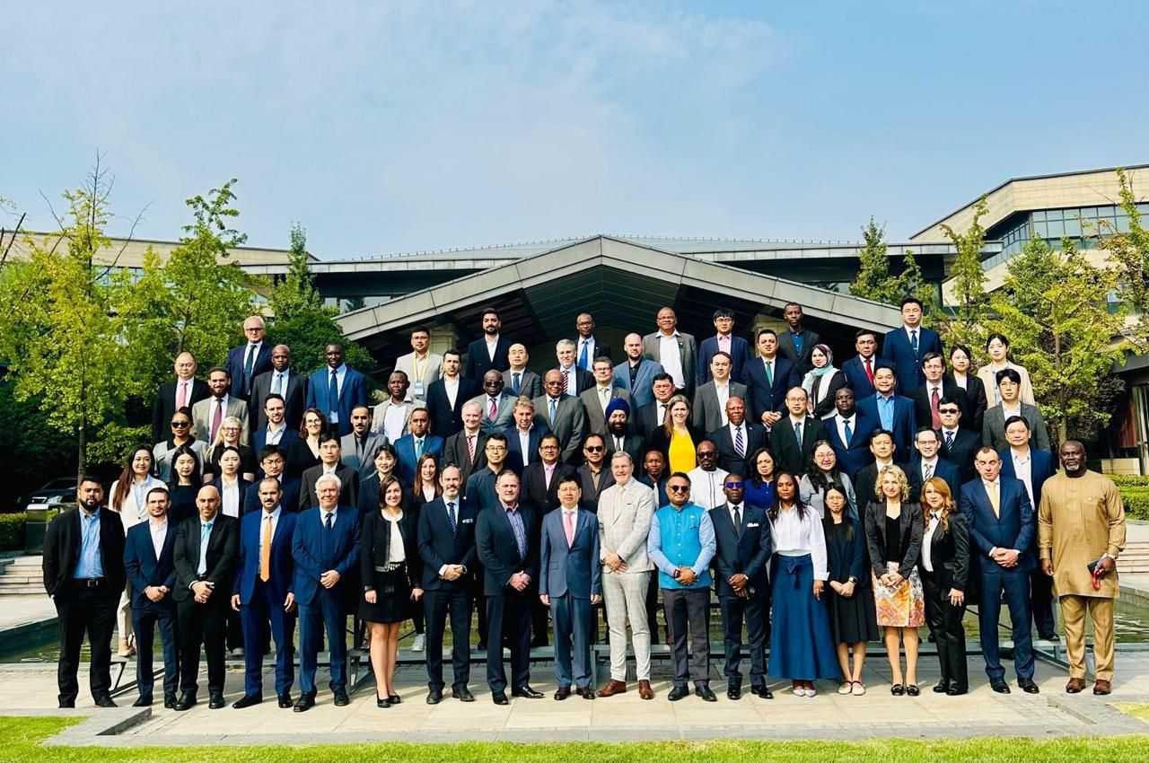 خلال  الاجتماع السنوي ال ٣١ لالبي كاي دي (PKD)التابعه لمنظمة الطيران المدني الدولي (الإيكاو)  : شئون الجنسية والجوازات والإقامة تستعرض آخر مستجدات الجواز الإلكتروني<